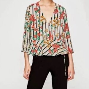 Zara Floral Bell Sleeve Wrap Top Size XS EUC